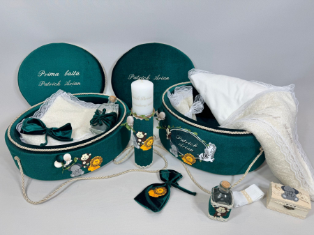 Set trusou botez cu lumanare + Set prima baita Luxury [1]