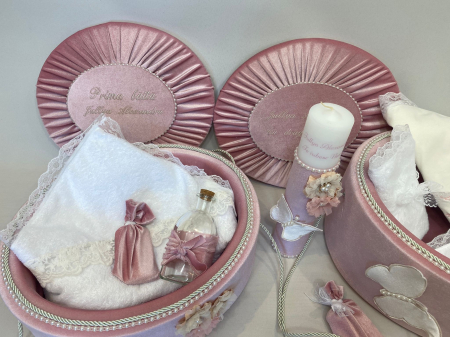Set trusou botez la cufar din catifea si lumanare+ Set prima baita Elegance [2]