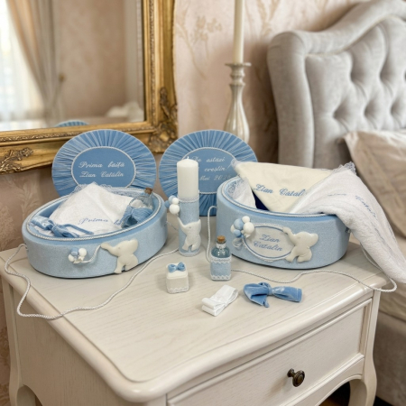 Trusouri botez Luxury - Set trusou botez la cufar din catifea  si lumanare+ Set prima baita Luxury