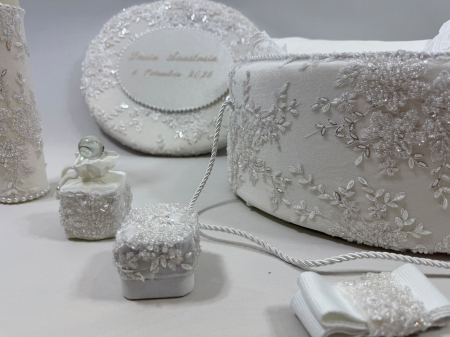 Trusou botez in cufar din catifea si lumanare model Deluxe [1]