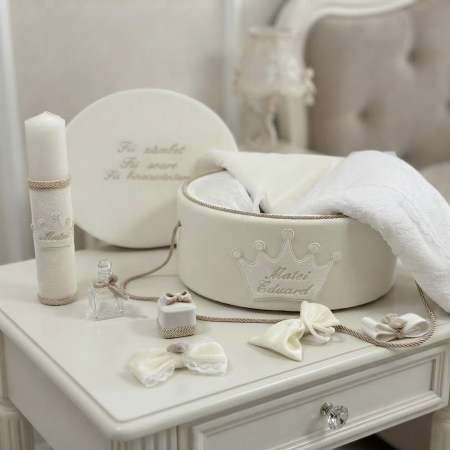 Trusouri Botez Clasic - Trusou botez la cufar din catifea si lumanare Clasic
