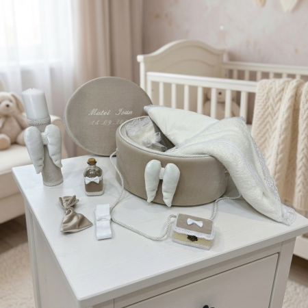 Trusouri Botez Exclusive - Trusou botez la cufar din catifea si lumanare Exclusive