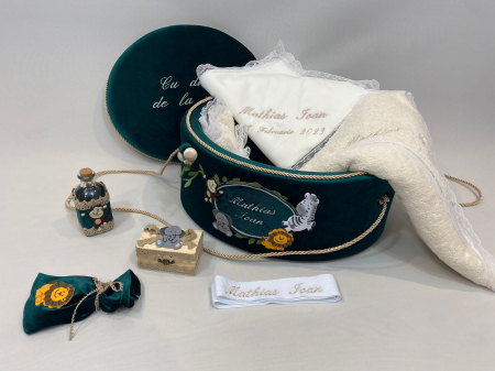 Trusou botez la cufar din catifea  Luxury [1]