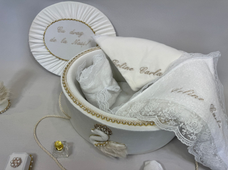Trusou botez la cufar din catifea si lumanare Glamour [3]