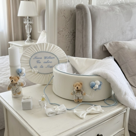 Trusouri botez Premium - Trusou botez la cufar din catifea si lumanare Premium