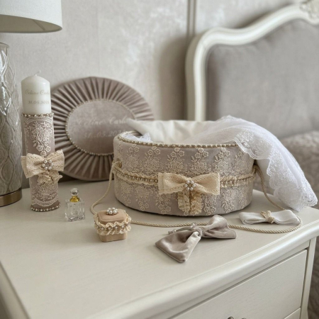 Trusouri botez Glamour - Trusou botez la cufar din catifea si lumanare Glamour