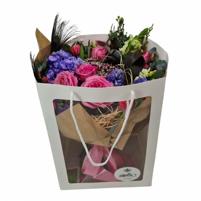 Buchet de flori de primavara Olla cu Lalele si Zambile [3]
