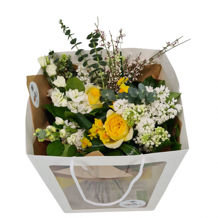 Buchet de flori de primavara Olla cu Narcise si Liliac [2]