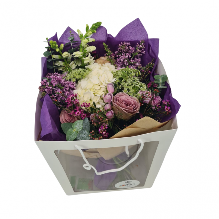 Buchet de flori de primavara Olla cu Liliac mov si Hortensia [4]