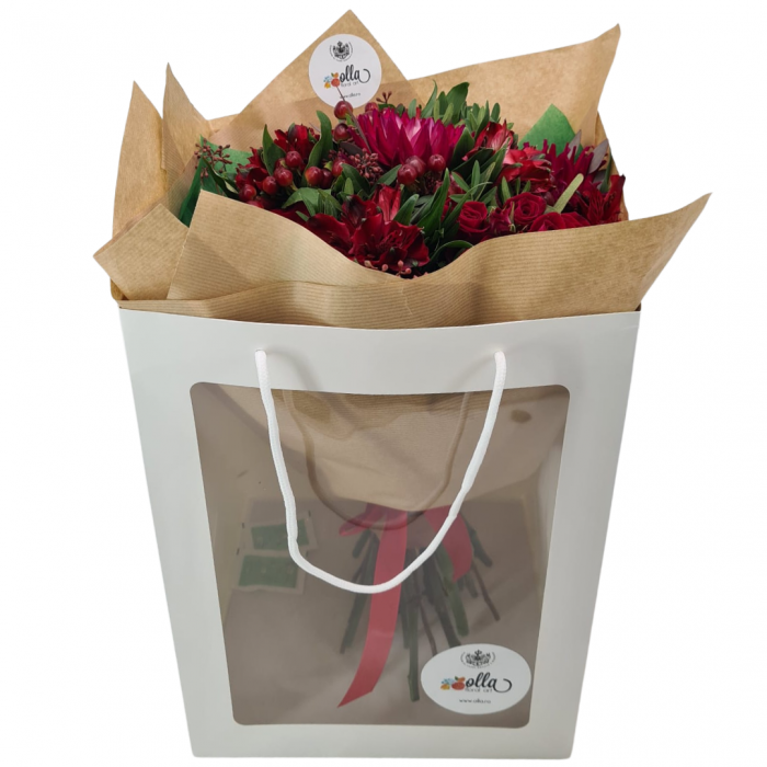Buchet de flori Olla cu Trandafiri rosii si miniRoze [2]