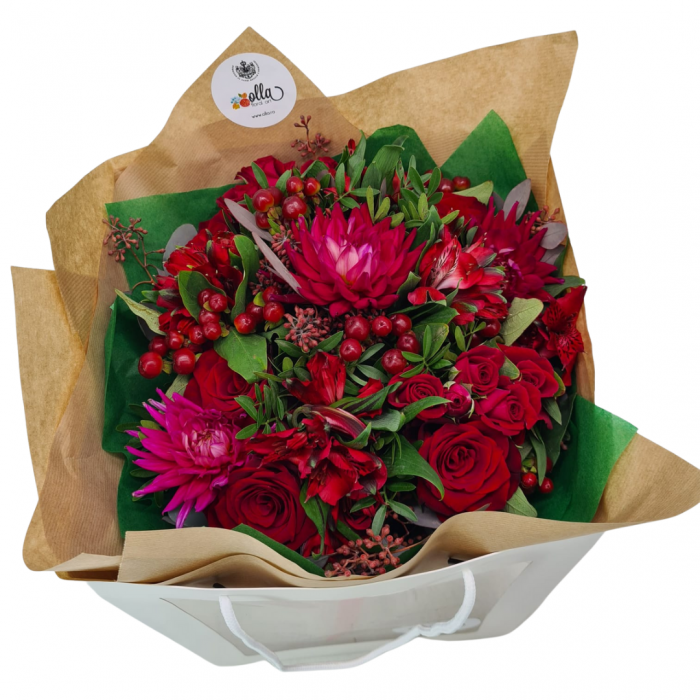 Buchet de flori Olla cu Trandafiri rosii si miniRoze [3]