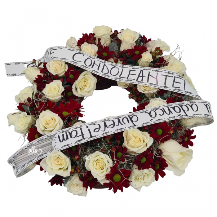 Coroana funerara olla in forma de cerc cu trandafiri albi, crizantema rosie, hypericum rosu si mini trandafiri albi [2]