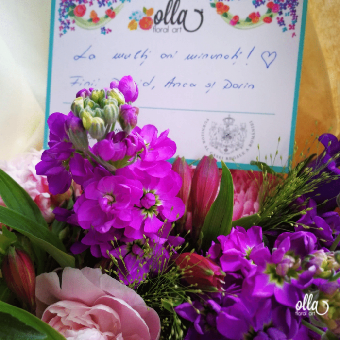 Poveste in Mov, buchet de flori Olla, din Bujori roz, Matthiola mov, Alstroemeria roz si Eustoma mov [6]
