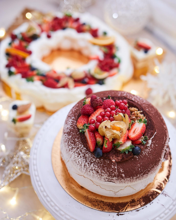 Tort de bezea cu Ciocolata si mesaj personalizat [3]