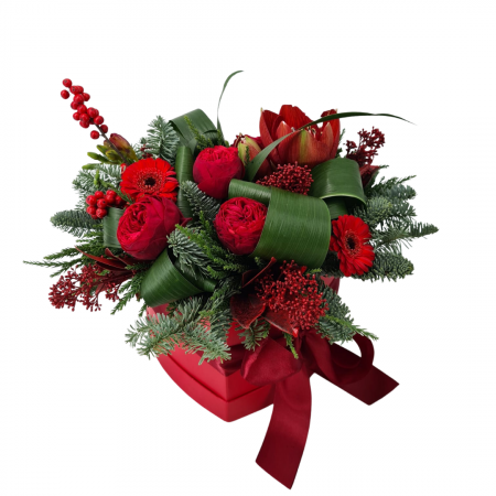 Aranjament floral Olla in cutie inima cu flori rosii [1]