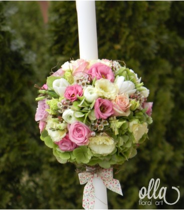Bagheta Inmiresmata, lumanari de nunta din hortensia si ranunculus [1]