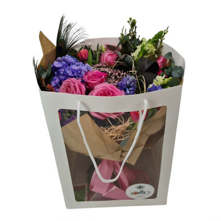 Buchet de flori de primavara Olla cu Lalele si Zambile [2]