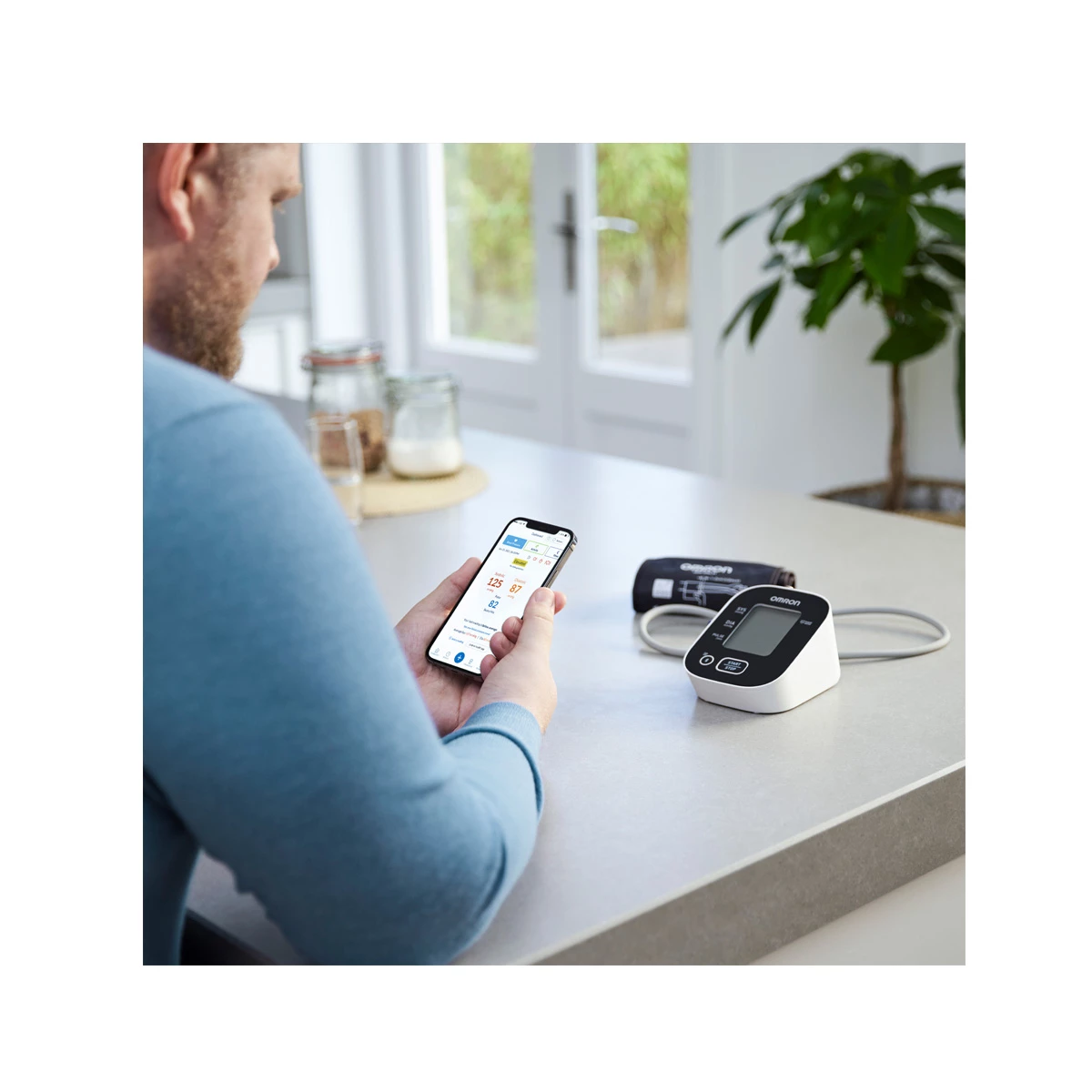 omron-m300-intelli-it-tensiometru-de-brat-transfer-date