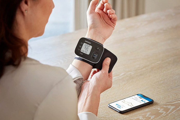 OMRON RS3 Intelli IT - Tensiometru de incheietura, transfer date Bluetooth, validat clinic [8]