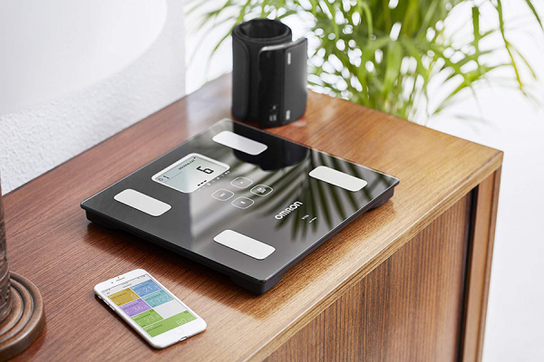 OMRON VIVA - ANALIZOR PENTRU DETERMINAREA COMPOZITIEI CORPORALE, TRANSFER DATE BLUETOOTH, TEHNOLOGIE "STEP ON" [2]