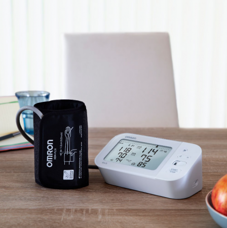 OMRON M6 Comfort AFib (HEM-7380-E) - Tensiometru de brat, detectare fibrilatie atriala (Afib), manseta inteligenta Intelli Cuff, afisaj DUAL - Omron [4]