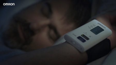 Omron NightView - Tensiometru de incheietura cu masurare nocturna, silentios, validat clinic, transfer date Bluetooth, fabricat in Japonia [7]