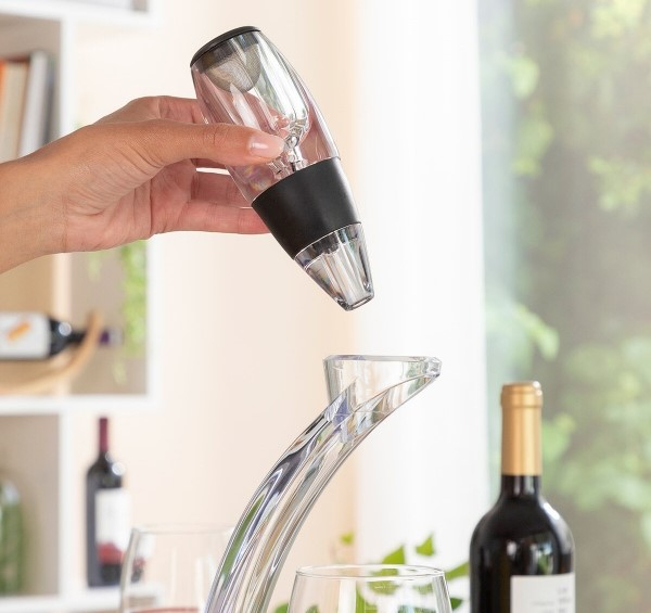 decantor vin [7]