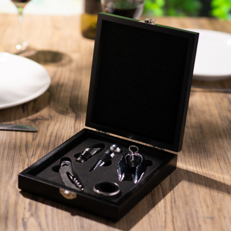 Set accesorii pentru vin - The Wine Connoisseur's [0]