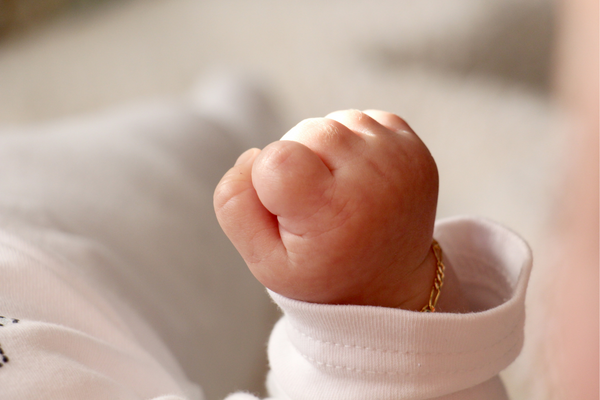 Bratari personalizate pentru bebelusi – De ce sa alegi un astfel de cadou pentru botez?