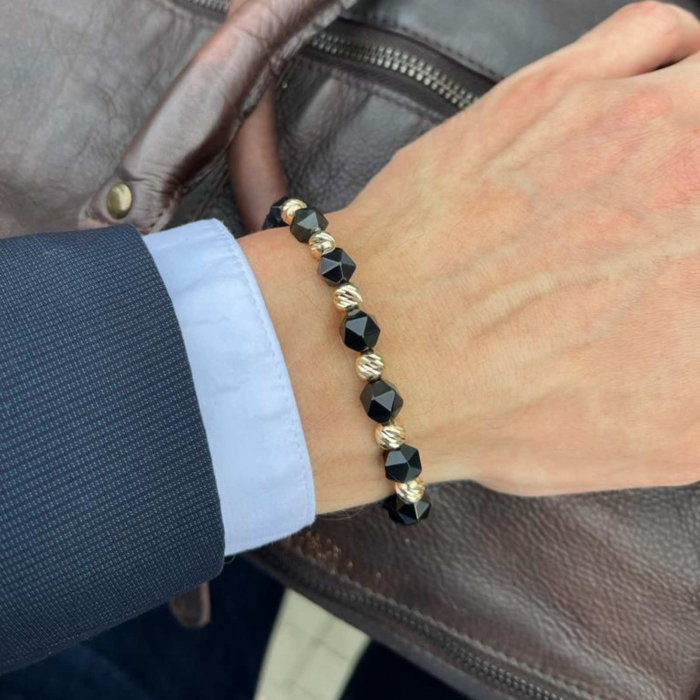 Bratara cu bilute de aur si pietre onix fatetat 8 mm, snur reglabil [2]