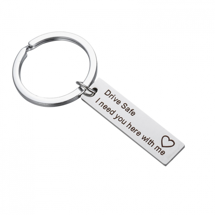 Breloc Cheie Auto Personalizat Drive Safe - Placuta Inox Argintie 40x10 mm, Gravura Laser, Garantie pe Viata