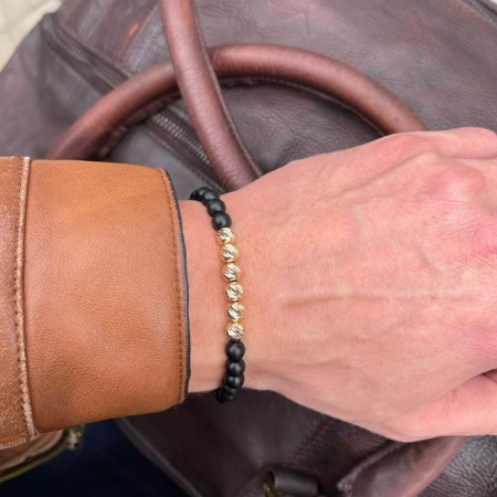 Bratara cu bilute de aur si pietre onix mat 6 mm, snur reglabil [3]