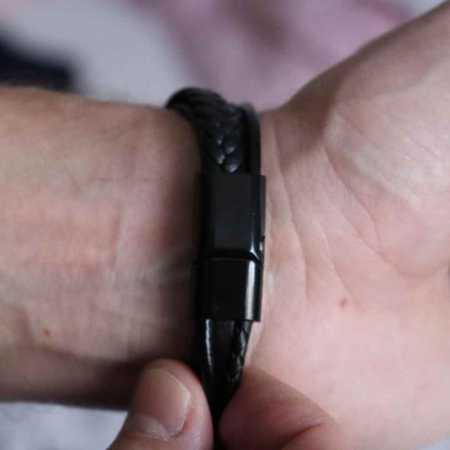 Bratara piele barbati neagra, inchizatoare inox personalizata [4]