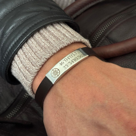 Bratari piele barbati - Brățară Piele Bărbați Personalizată cu Gravură Text - Plăcuță și Închidere din Inox Argintiu