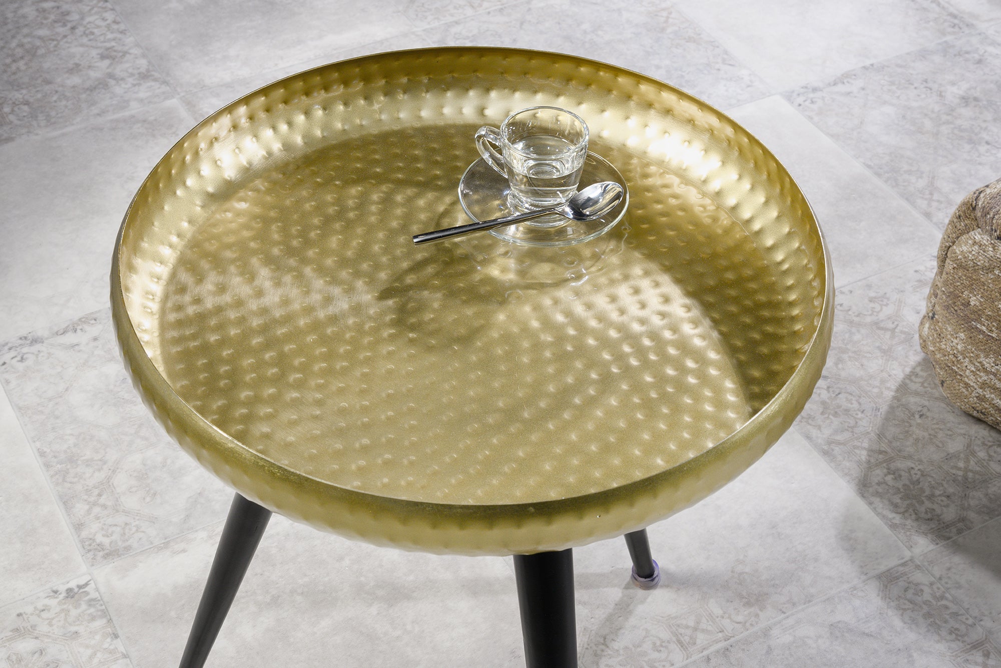 Masuta laterala ORIENT 55cm,design lovitura de ciocan,alama aurie  [6]