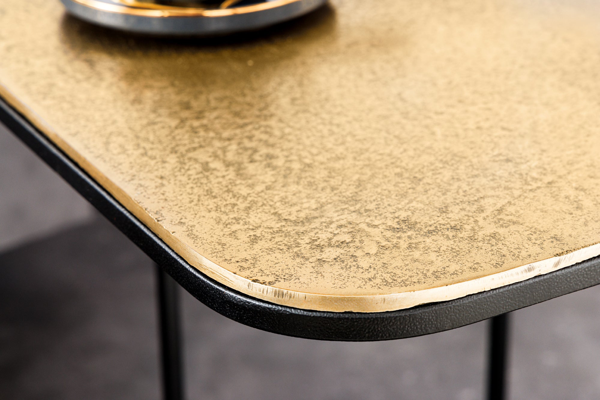 Set de 2 măsuțe laterale ABSTRACT, 40 cm, cadru metalic auriu-argintiu-negru [5]