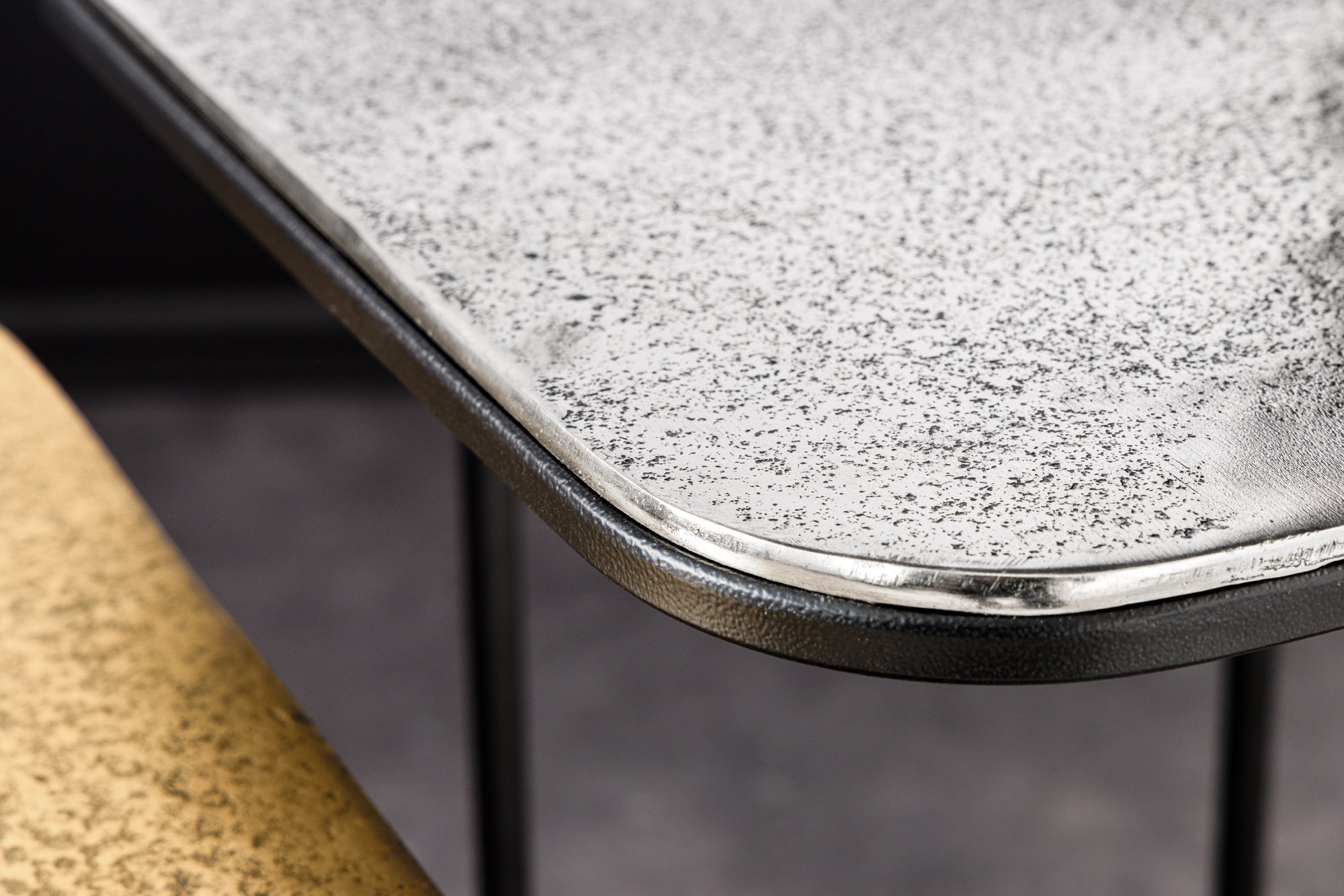 Set de 2 măsuțe laterale ABSTRACT, 40 cm, cadru metalic auriu-argintiu-negru [4]