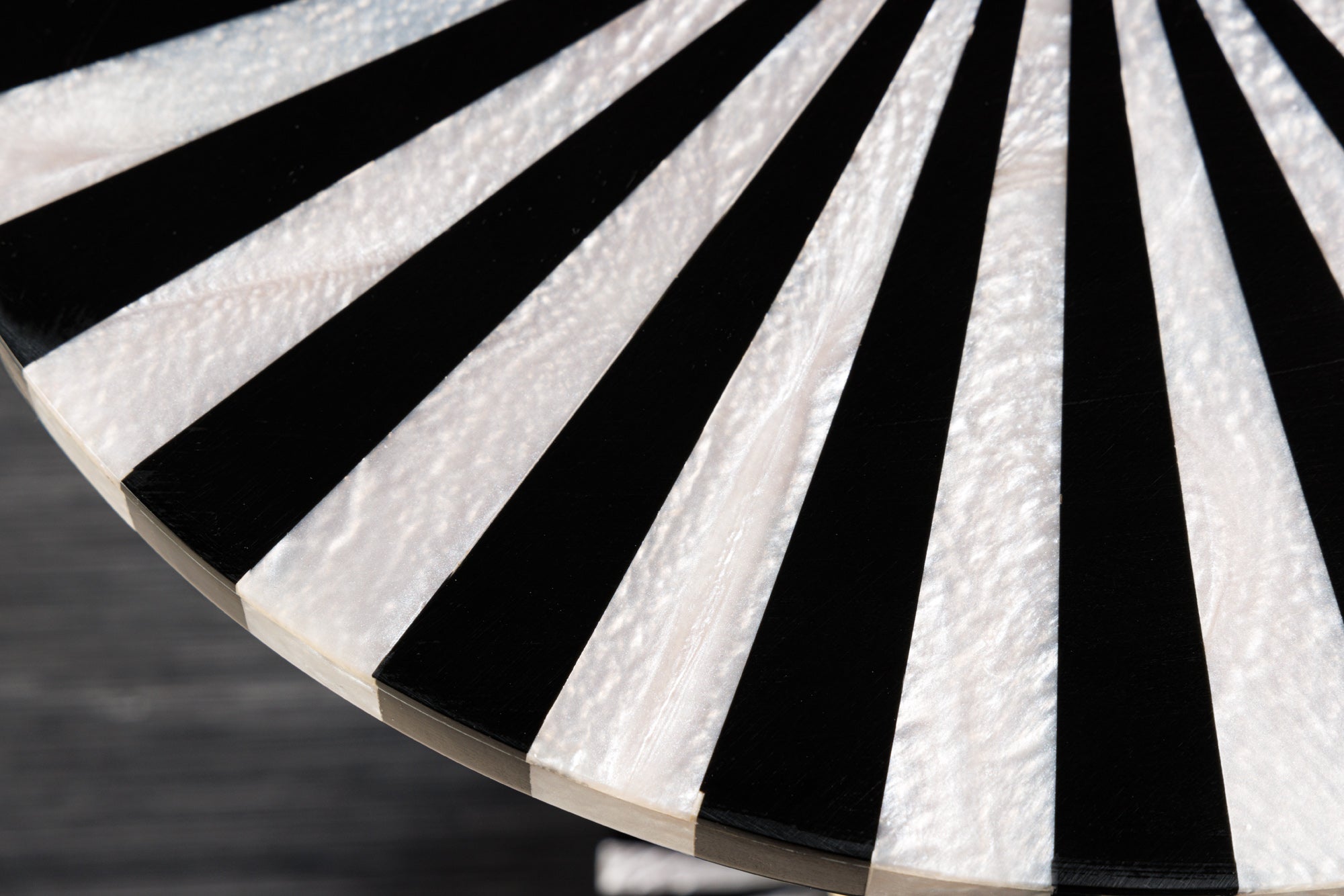 Masă laterală HARMONY NATURE 55cm negru alb auriu [3]