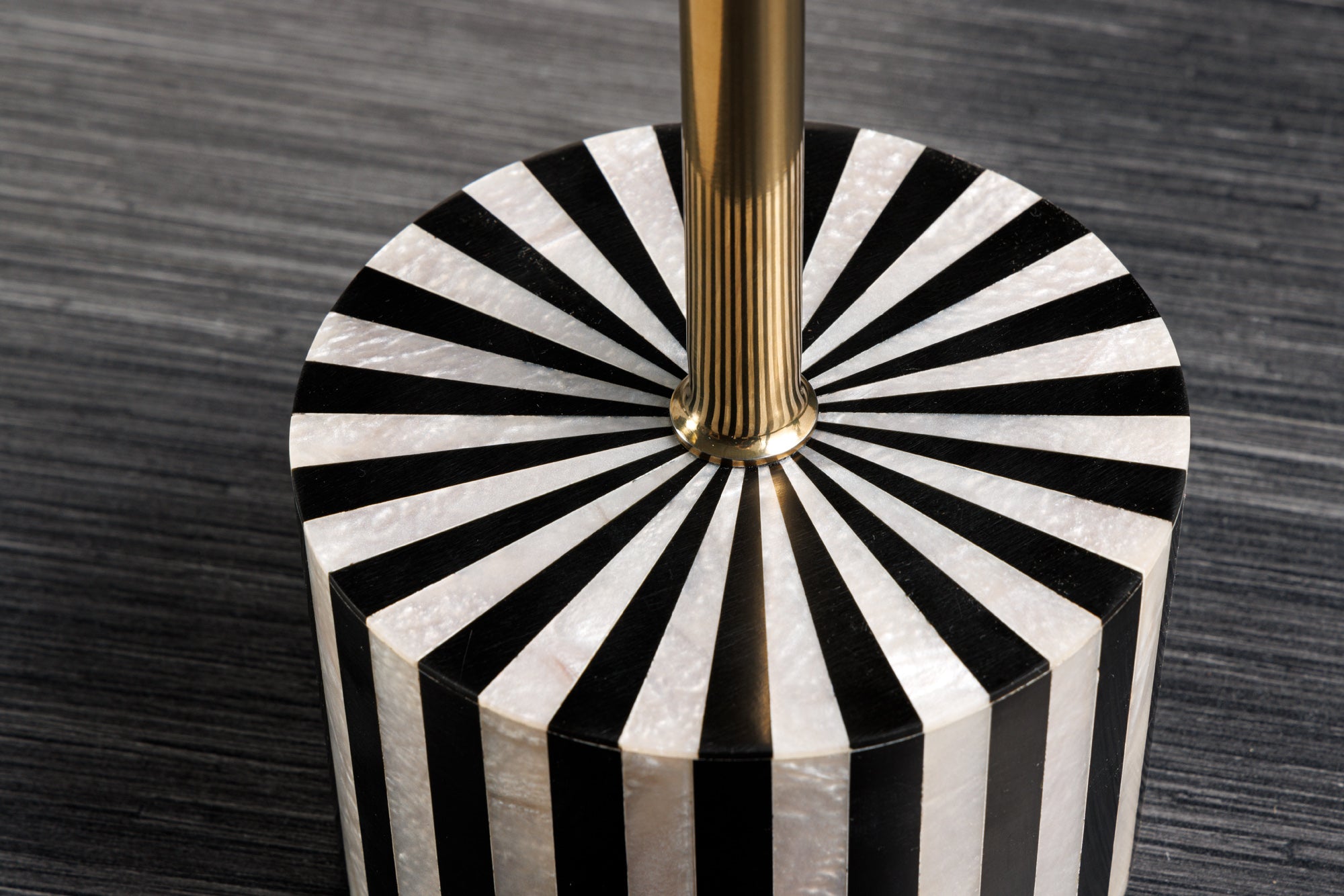 Masă laterală HARMONY NATURE 55cm negru alb auriu [7]