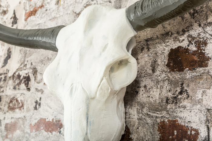 Decorațiune de perete craniu EL TORO 70 cm aluminiu alb negru [6]