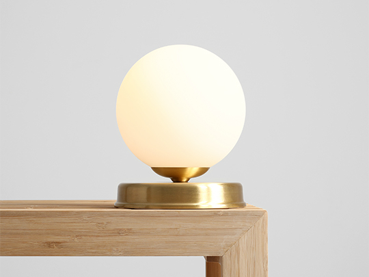 Lampă de masă BALL BRASS S [2]