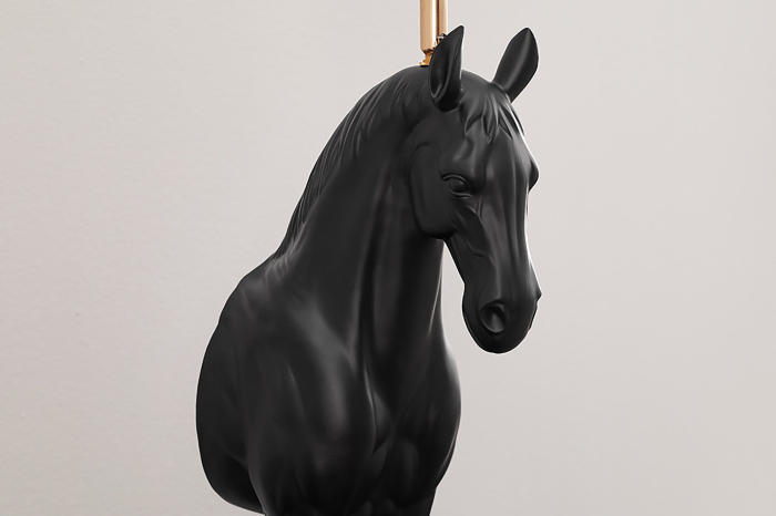Lampă de masă BLACK BEAUTY 75cm neagra, sculptură cal  [8]