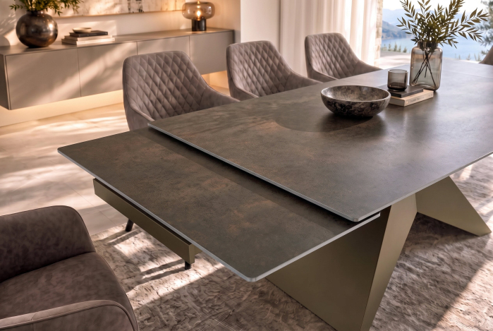 Masă de dining DIAMOND 180-260 cm, extensibilă, cu blat din ceramică cu aspect ruginit și picior din fier cu finisaj geometric bronz [6]