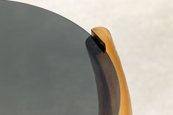 Masă laterală LEVELS 50cm ,cadru auriu , sticlă securizată , blat negru [6]