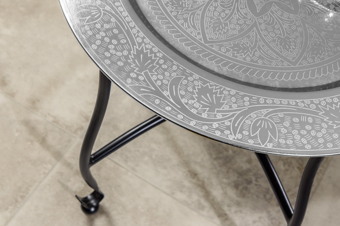 Masuta laterala MARRAKESH 40 cm argintie , design cu textura batuta , tava detasabila  [5]