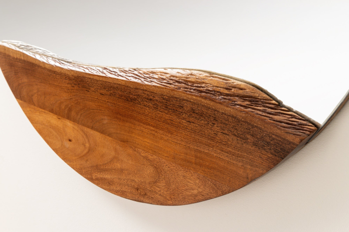 Oglindă de perete LIVING EDGE 100 cm rotundă, cu margini naturale, din lemn de salcâm maro [6]