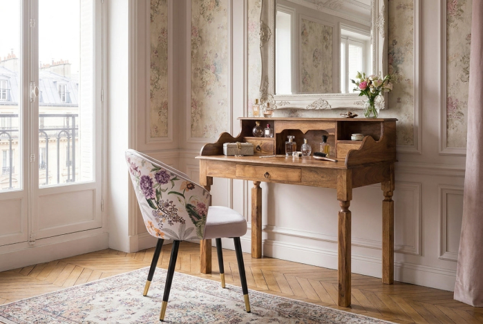 Set două scaune MAISON CLASSIQUE din catifea liliac cu imprimeu floral pe spătar, picioare negre și capete aurii [5]