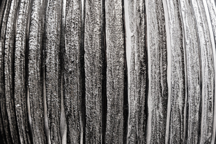 Vază ELEGANCE 30 cm cu efect de ciocănitură argintiu [13]