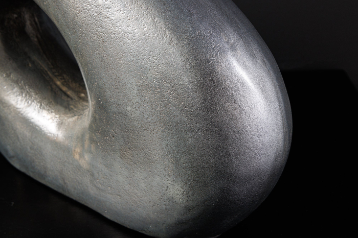 Vază RING 40 cm metal gri închis realizată manual [10]