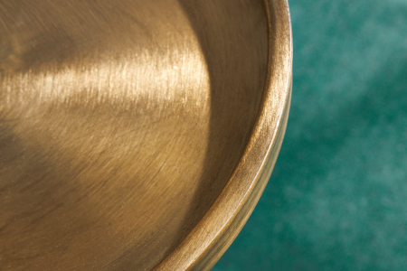 Masă laterală TRAYFUL 55cm auriu antic cu suport din marmură [3]